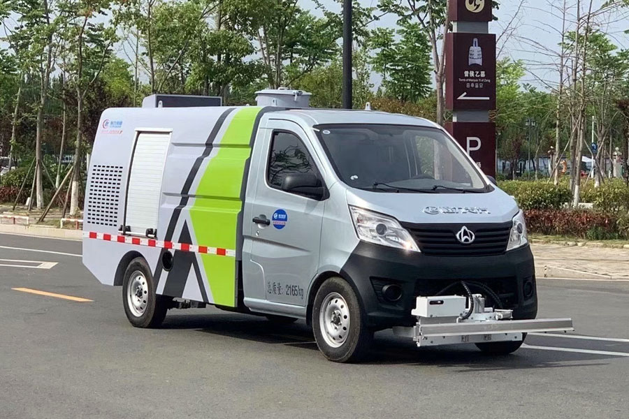 长安国六路面养护车