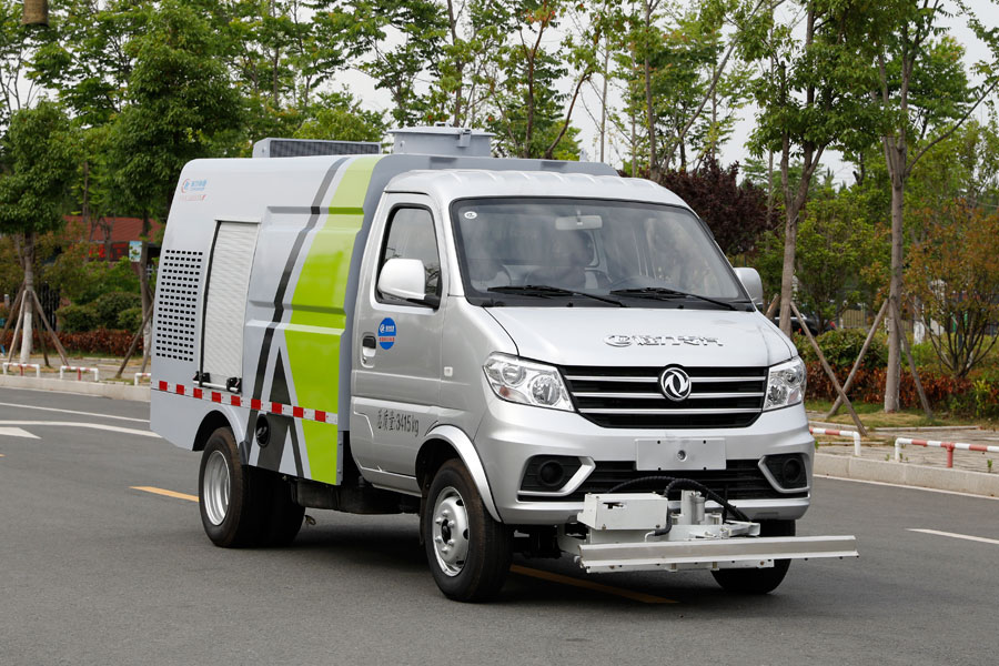 东风小康国六路面养护车