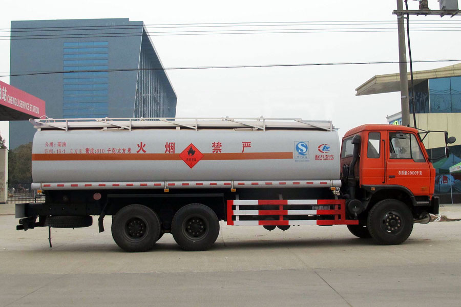 东风21方运油车